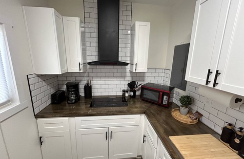 Lawrenceville House | New Charming Apartment !