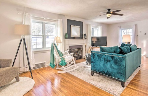 Ozark Cottage | NEW! Charming Ozark Cottage ~ 17 Mi to Springfield