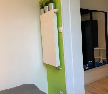 Delft Apartment | New City Garden view 5min TU Delft central room bentley utopia