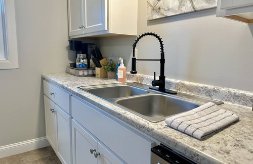 Concord Apartment | New, Clean, Downtown Getaway!