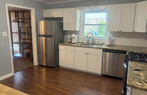 Hattiesburg House | NEW! Comfort and Space in Midtown - The Holly House