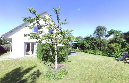 Beckerwitz House | New, comfortable vacation home close to the beach