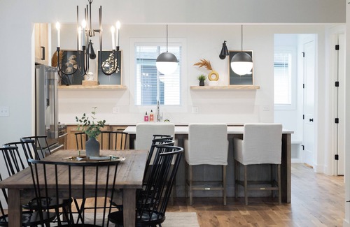 Broken Arrow Cottage | New Construction! 1 Block from Downtown