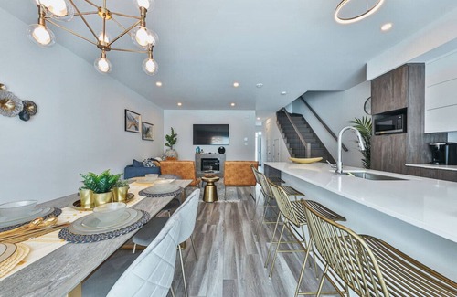 Mirabel House | New construction 3 bedroom townhouse in Mirabel
