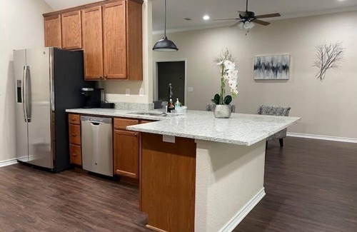 Lufkin House | New construction 3BR, 2B