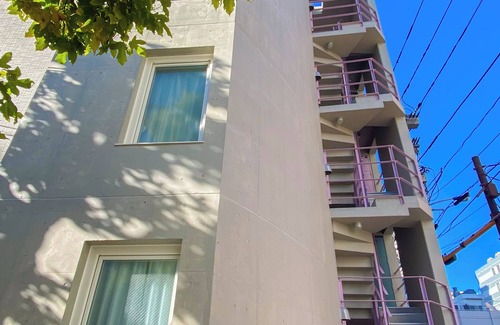 Oji Apartment | New construction 4F 3 min. walk from train station Projector Netflix up to 4 people 【4A