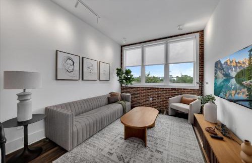 Castleberry Hill Apartment | New Construction Loft Style Spacious Lux Apt 204