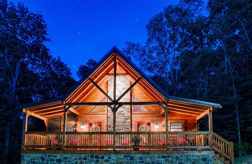 Cadiz Cabin | New Construction Log home, beautiful home with boat slip