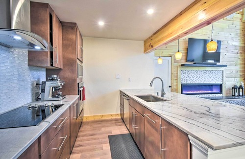 Ellijay Cabin | New Construction with Modern Design & Hot Tub!