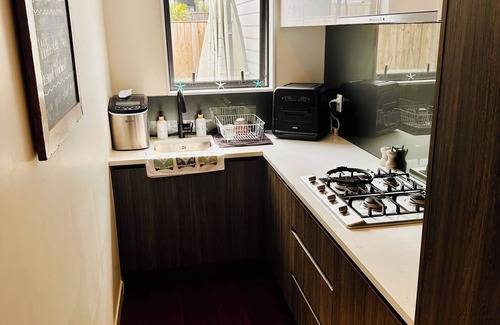 Long Bay Apartment | New Cosy Apartment By The Sea