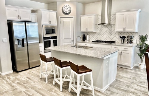 Las Cruces House | ⭐️ New Cozy Alamo Casita 4br/2ba with Mini Golf in the backyard.