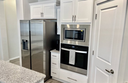Las Cruces House | ⭐️ New Cozy Alamo Casita 4br/2ba with Mini Golf in the backyard.