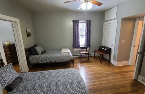 Wytheville Cottage | NEW! Cozy Cottage w/ Game Room & Hot Tub