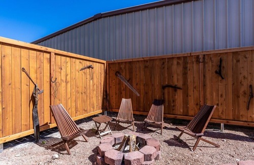Tombstone Apartment | NEW! Cozy, Desert Dream Airstream with Firepit