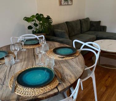 Provinces - Chavril Apartment | New & Cozy