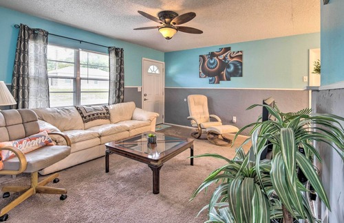 Emerald Beach House | NEW! Cozy Hudson Home w/ Fire Pit ~ 2 Mi to Beach!