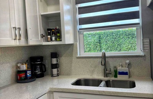 Mission Apartment | New Cozy & Spacious Apartment - Great location