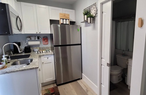 Carrollwood Apartment | New Cozy Studio, great location. Home sweet home