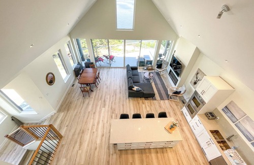 Merritt House | New Custom Waterfront House at Nicola Lake near Merritt, Kamloops & Quilchena