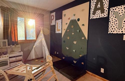 Crosslake House | NEW DESIGN Summer on Chain of Lakes Kings Game Rm