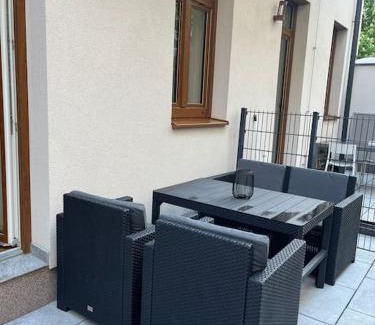 Rudolfsheim-Funfhaus Apartment | New Design Wohnung-Wien
