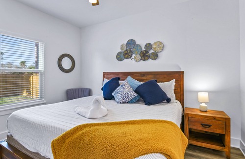 Rockport House | NEW DOCK HOLIDAY! Tranquil and stimulating getaway!