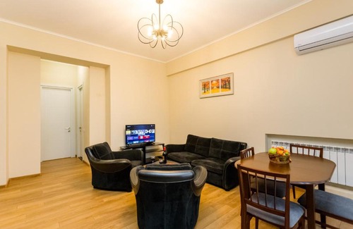 Tbilisi City Centre Apartment | New!-Downtown Apartment ll