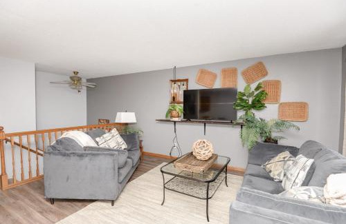 Fargo House | NEW Eco Chic Townhome off 25th