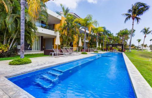 Nuevo Vallarta Apartment | NEW El Tigre Community with Shared Pool and Golf views