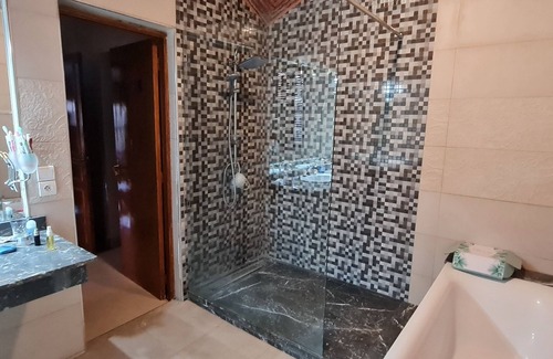 Targa Villa | New enchanting oriental house with pool