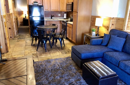 Duck Creek Village Condo | NEW Fabulous Find/CozyCondo Nestled in the Pines/Fishn'/Hikin'/Bryce/ZionGem