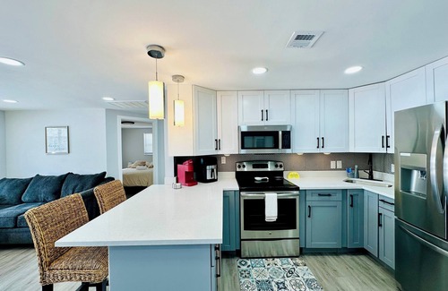 Hudson Beach Estates House | NEW! Facing Canal w/Grill, Outdoor Hangout Area & Cornhole