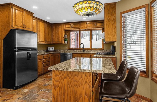 Nisswa House | NEW! Family Retreat on Gull Lake with Luxurious Amenities