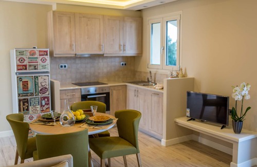 Kefalonia Apartment | *NEW FOR 2016 * Affortable stylish apartment in prime location