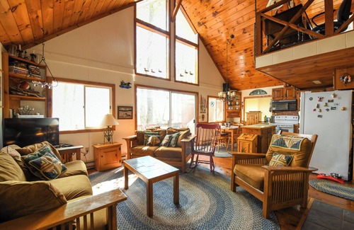 Standish Cottage | New for 2025! Frye Island Gem with Dock, Firepit, & Sandy Beach!