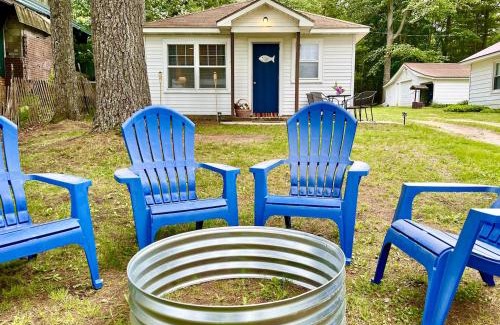 Kalkaska House | New! Forrest's Cabin And Vivian's Cabin