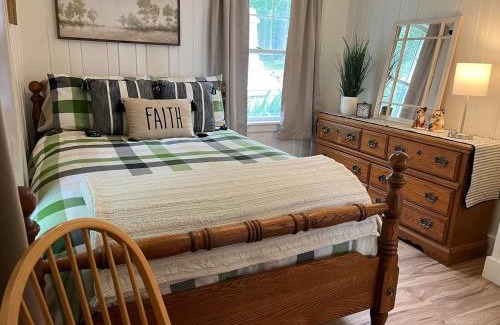 Kalkaska House | New! Forrest's Cabin And Vivian's Cabin