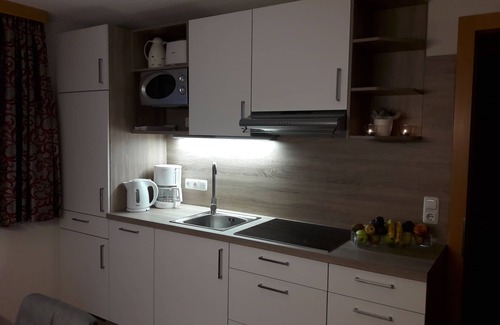 Schroecken Apartment | New, free WiFi, garden, lawn, playground, beautiful mountain backdrop,