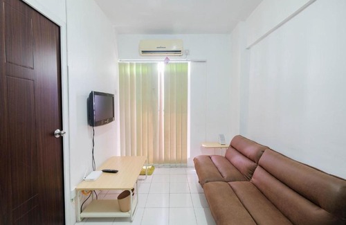 Pekayon Jaya Apartment | New Furnished 2BR Apartment Mutiara Bekasi By Travelio