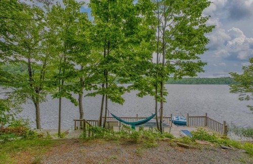 Central Frontenac Cottage | NEW! Gabriel’s Cottage