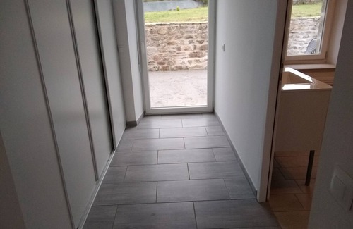 Plomodiern House | New gîte for 6 people 110 m² in a quiet location 5.2 km from the beach