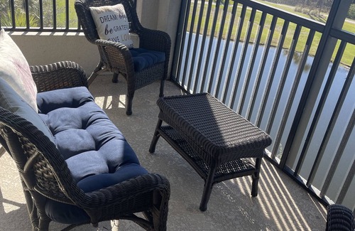 Punta Gorda Condo | NEW Golf and country club.Stunning 2b 2bath, top floor corner unit/water view