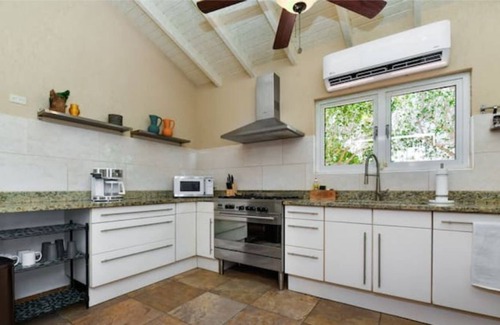 Santa Cruz House | New Hidden Oasis in the heart of Aruba