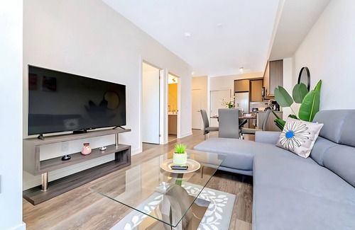 Kitchener Apartment | New High Rise Building with Gorgeous Views