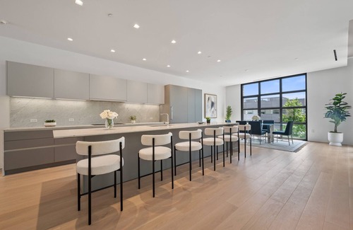 Westport Condo | New HighEnd 2 bedroom condo in Charming Westport with fitness room/Walk to town