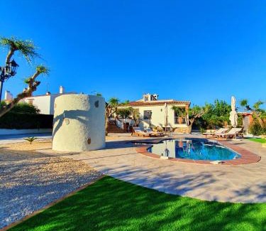 Cambrils House | New holiday house "Casa miAlina" with private pool, 300m to beach
