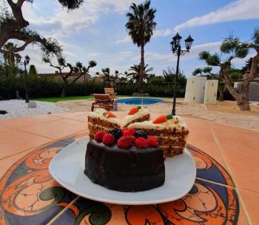 Cambrils House | New holiday house "Casa miAlina" with private pool, 300m to beach