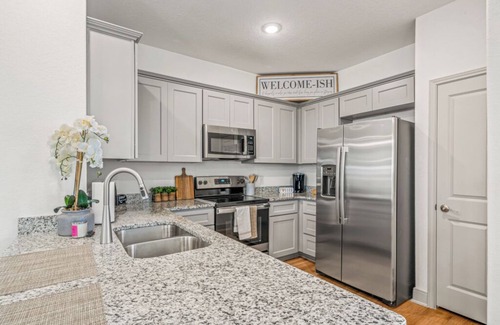 San Antonio House | New Home by Lackland AFB and Seaworld