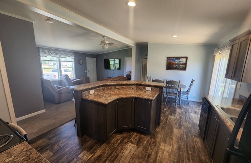 Oxford House | New home! Inviting Oxford Escape - 25min from WI Dells
