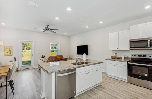 Florida Panhandle House | New Home near UWF & PNS Beach!